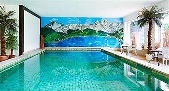Hotel Quellenhof Лойташ Екстериор снимка
