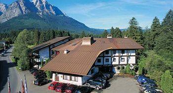 Hotel Quellenhof Лойташ Екстериор снимка