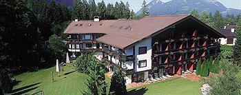 Hotel Quellenhof Лойташ Екстериор снимка